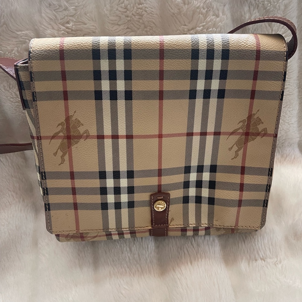 ‼️SOLD‼️Authentic Burberry Haymarket Crossbody